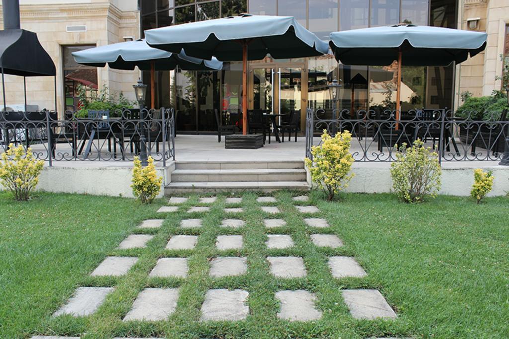 Sheki Saray Hotel Buitenkant foto